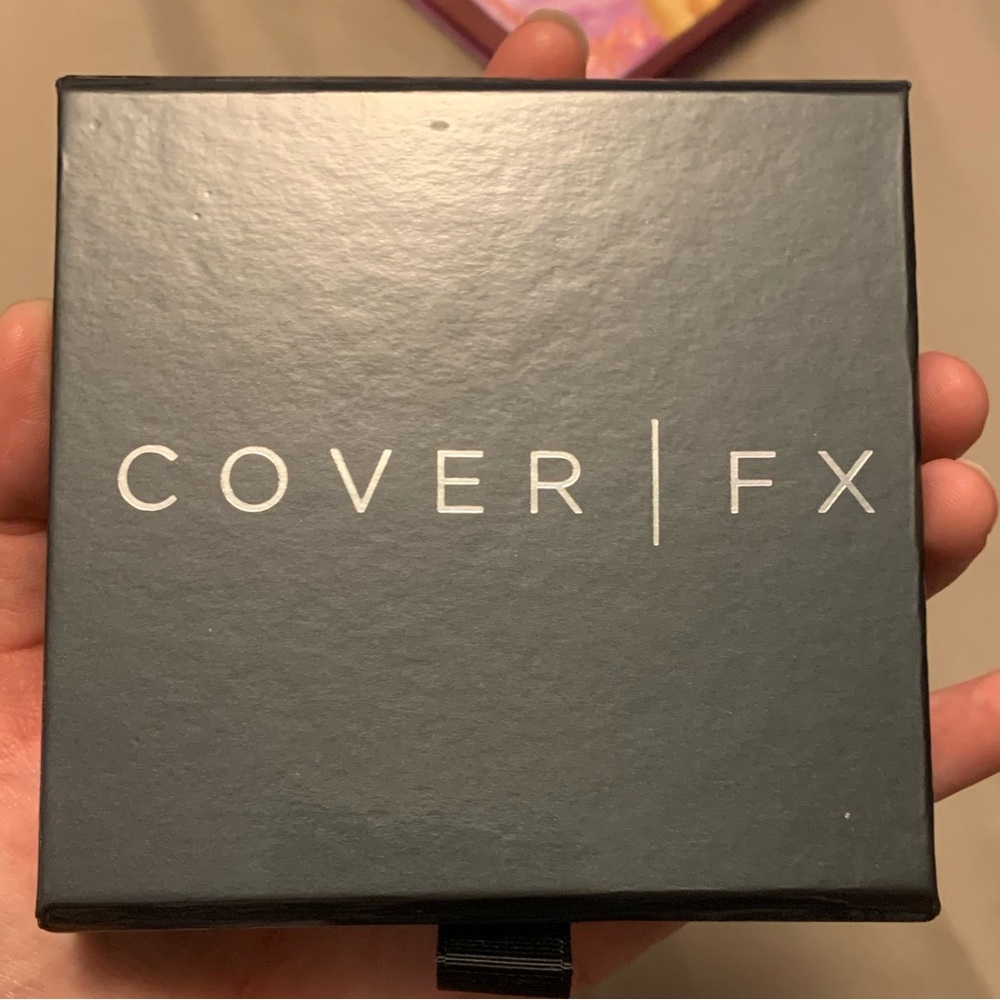 Cover FX The Perfect Light Highlighting Palette